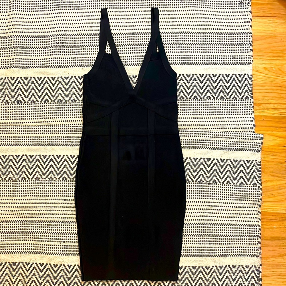 Guess V -neck above the knee Bodycon bandage dress